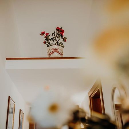 Residenza Golfo Degli Ulivi Aparthotel Caprioli Bagian luar foto